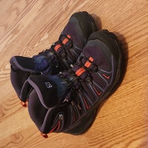 Salomon trekking hiking boots, size 7.5, purple/deep blue / coral